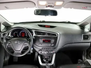 Kia  9