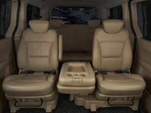 Hyundai  13
