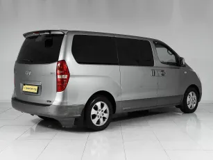 Hyundai  4