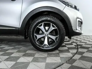 Renault  5