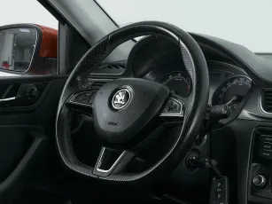 Skoda  10