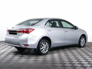 Toyota  5