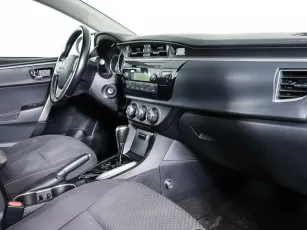 Toyota  8