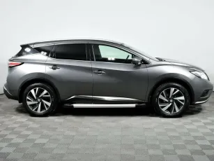 Nissan  4