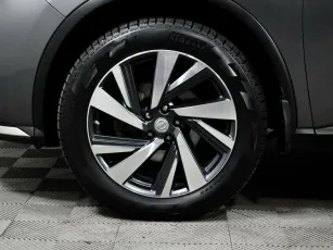 Nissan  7