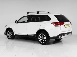 Mitsubishi  4