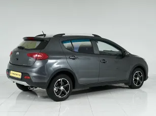 Lifan  6