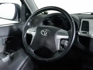 Toyota  10