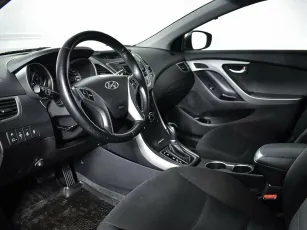 Hyundai  11