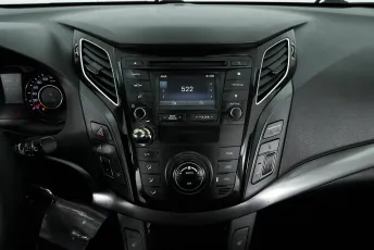 Hyundai  16