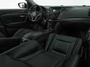 Hyundai  9