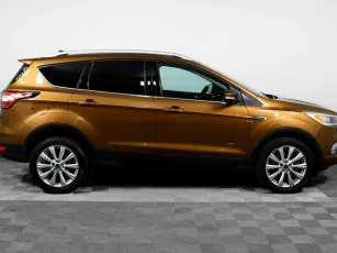 Ford  4