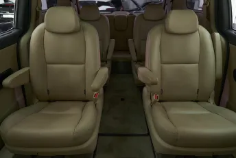 Kia  15