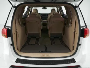 Kia  19