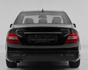 Mercedes-Benz  5