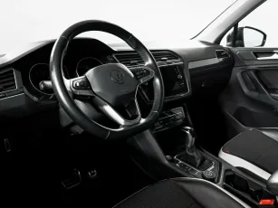 Volkswagen  9