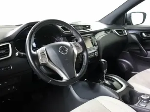 Nissan  6