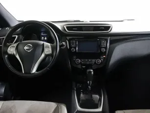 Nissan  7