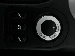 Nissan  13