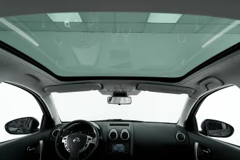 Nissan  16