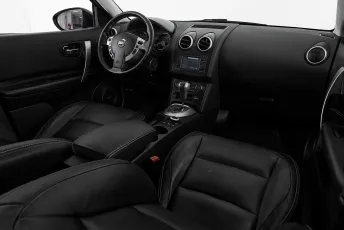 Nissan  9