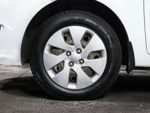 Kia  9
