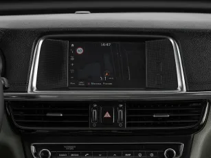 Kia  16