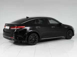 Kia  6