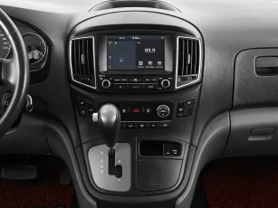 Hyundai  13