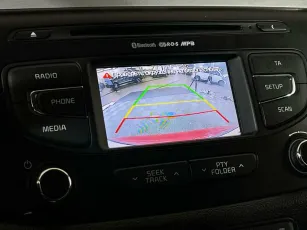 Kia  10