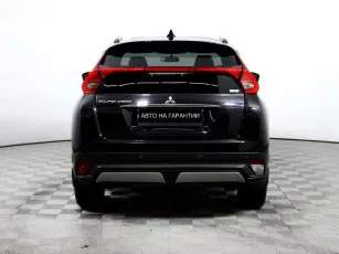 Mitsubishi  6
