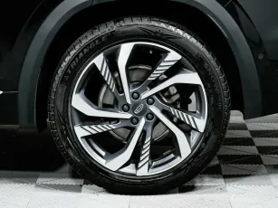 Geely  8