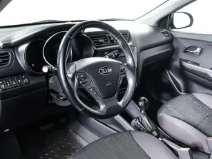 Kia  10