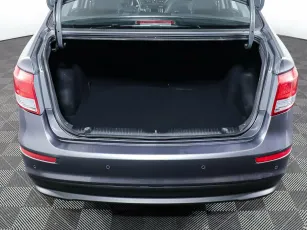 Kia  19