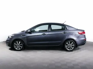 Kia  3
