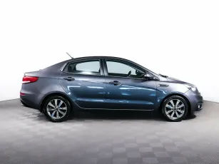 Kia  4