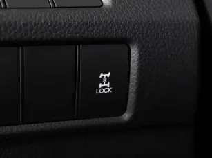 Hyundai  12