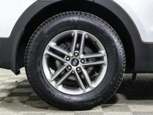 Hyundai  6
