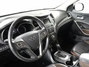Hyundai  9