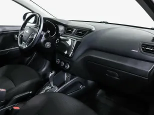 Kia  5