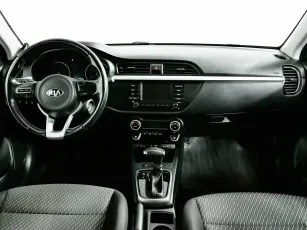 Kia  9