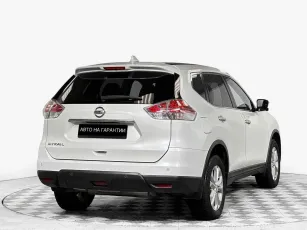 Nissan  5