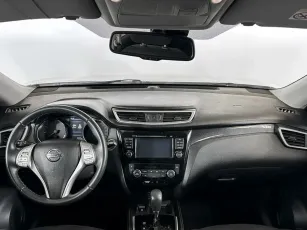 Nissan  9