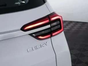 Chery  8