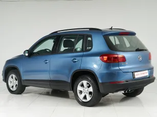Volkswagen  6