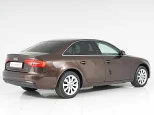 Audi  4