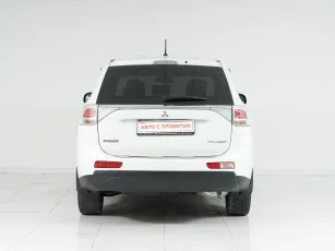 Mitsubishi  5