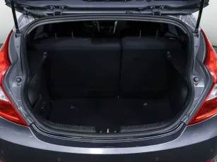 Hyundai  15