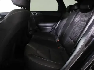 Kia  11