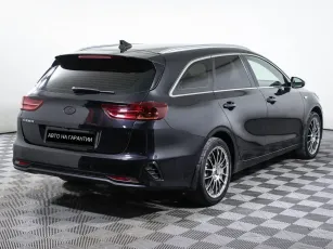 Kia  3